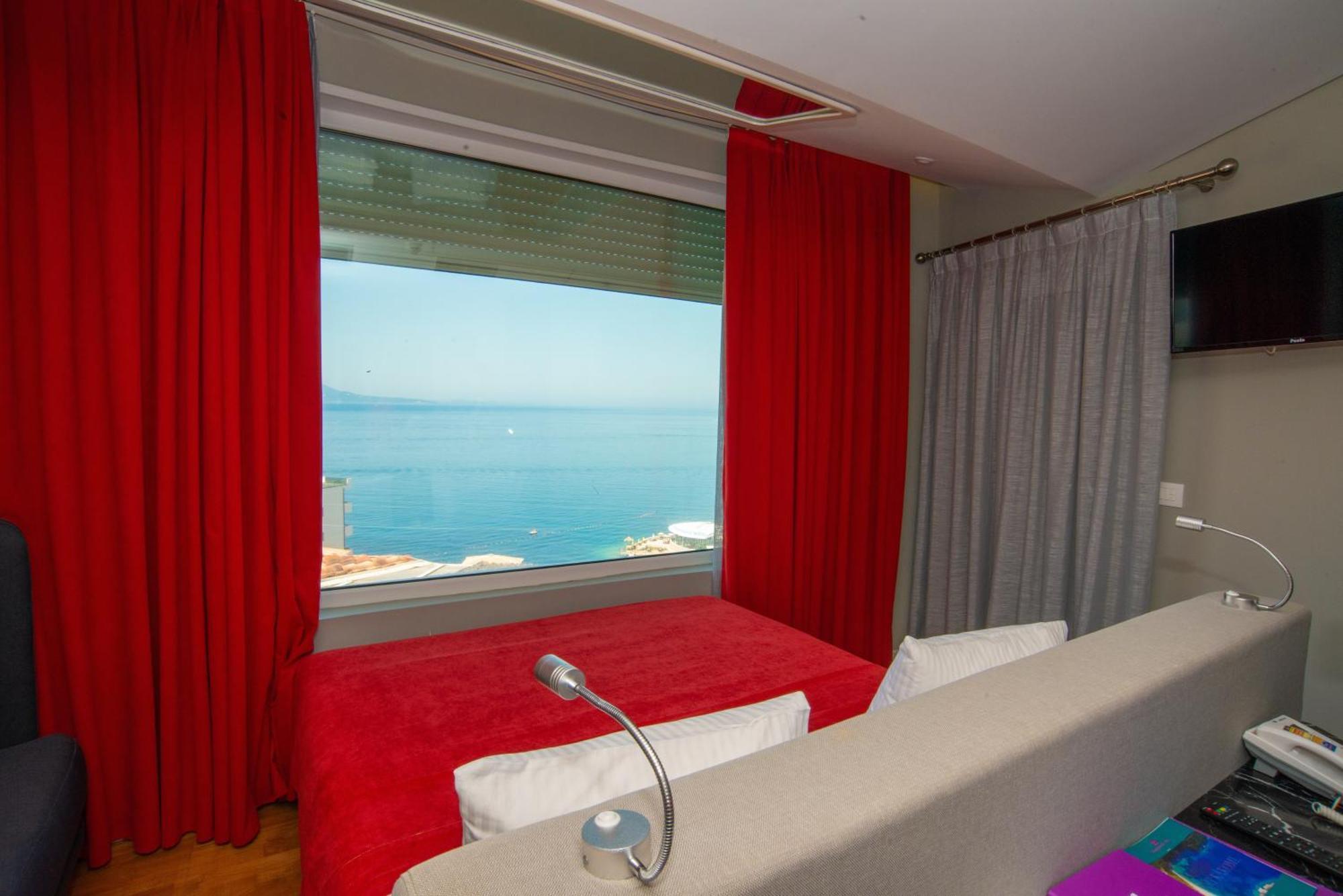 Deluxe Double Room with Sea View